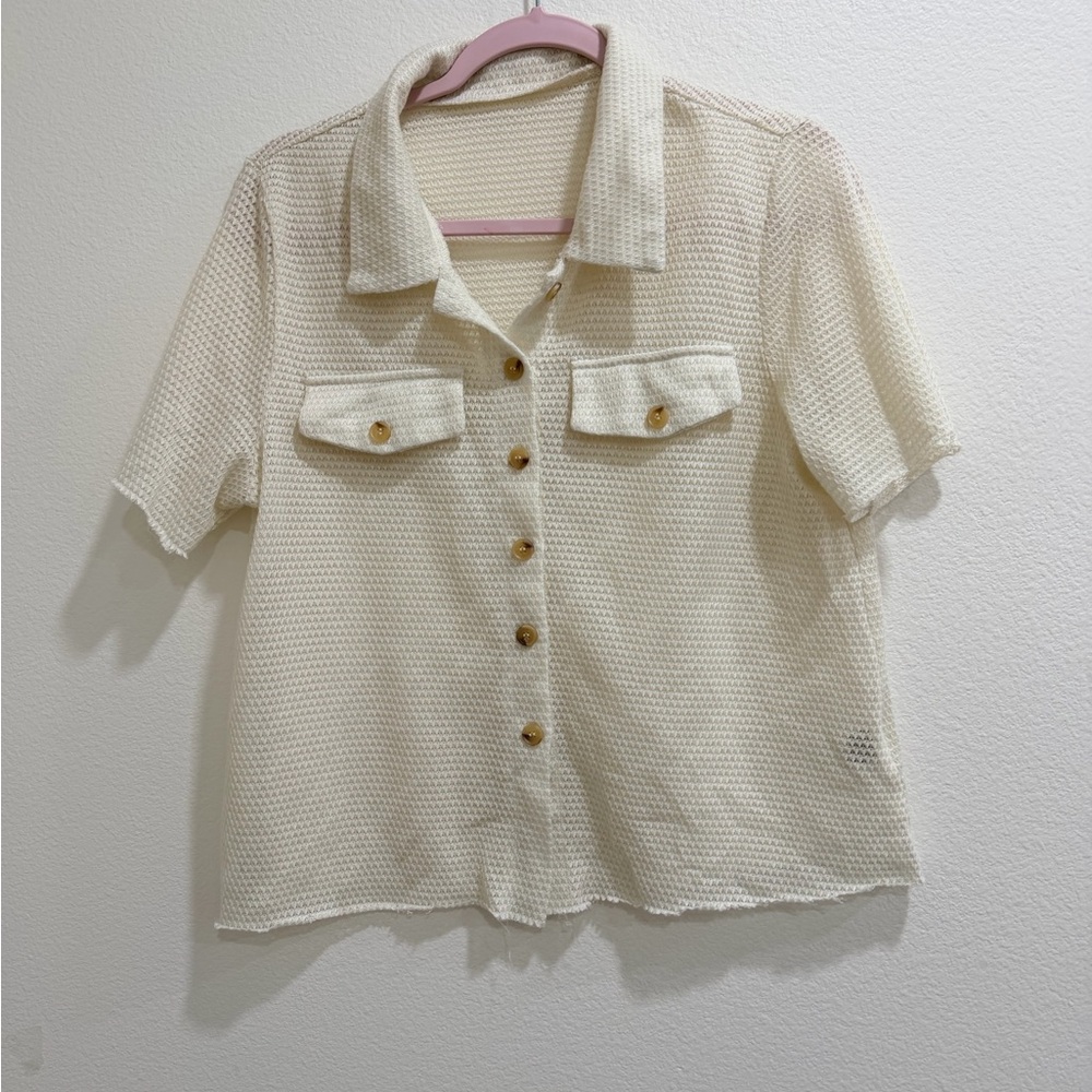 Cream Button-Up Short Sleeve Shirt